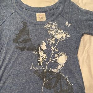 AE Long sleeved comfy graphic tee